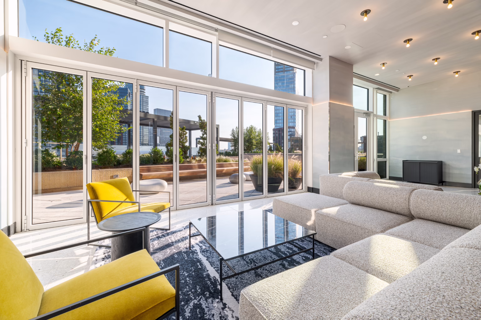 20240912_DSC8326-Edit_2-20-Malt-Dr_6th-Fl_Lobby